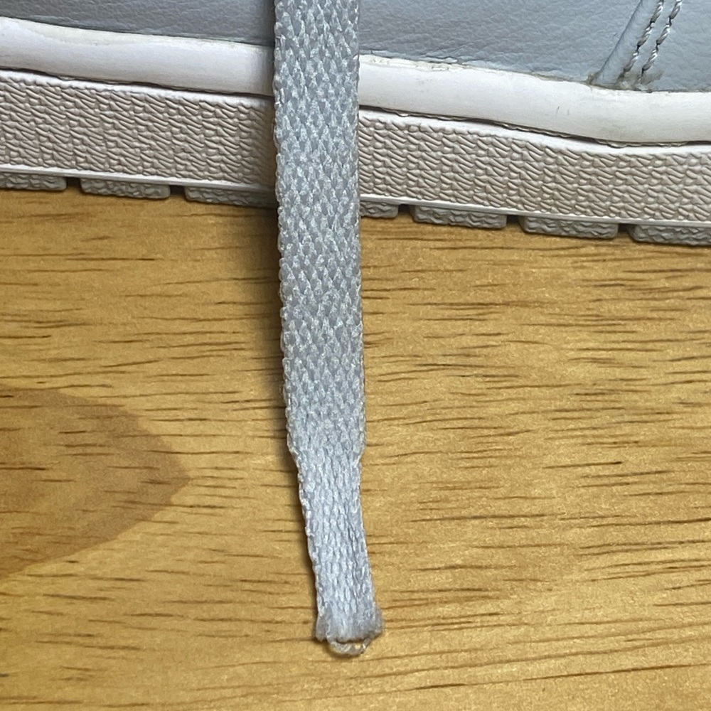 *Rare* Air Jordan 1 Retro Mid 'Wolf Grey' - Picture 11 of 15